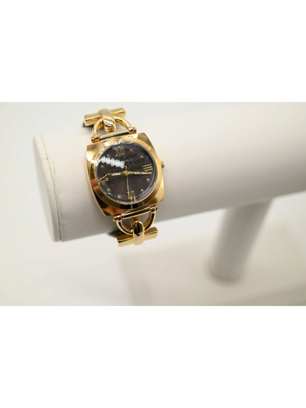 Isaac Mizrahi Live Gold Tone Chocolate Brown Stainless Steel Analog Strap Watch